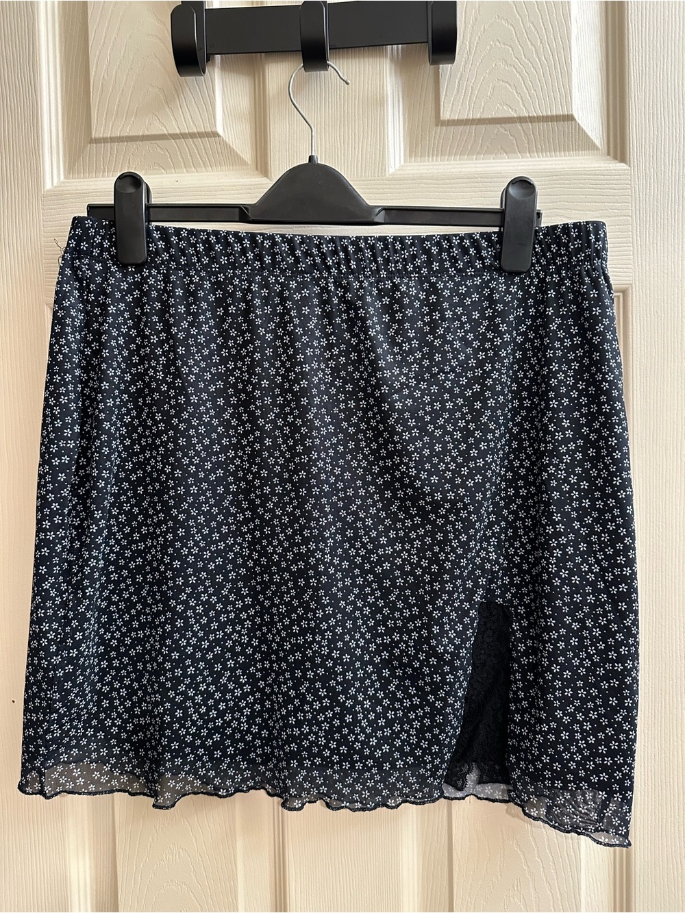 F21+ Floral Mini Skirt